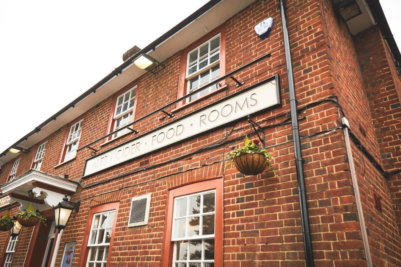 The Lord Grenfell Acomodação com café da manhã Maidenhead Exterior foto The Old Food Rooms